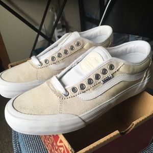 VANS CHIMA PRO 2 | SKATE SHOES | WHITE/WHITE